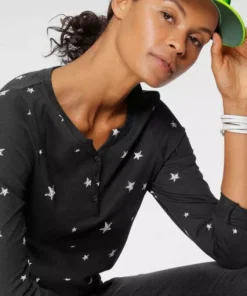 KangaROOS Langarmshirt mit Allover-Print -KangaROOS Verkaufsladen 1785f772 2e00 5be9 b495 5f58bc0cb82a