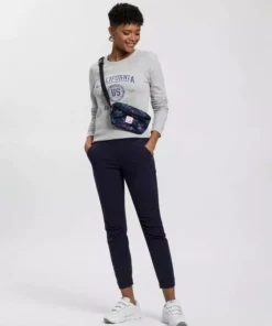 KangaROOS Sweater mit collem Frontprint im College-Look - NEUE KOLLEKTION -KangaROOS Verkaufsladen 193d7711 ed48 5cb9 9b0a 00cc97a890c8