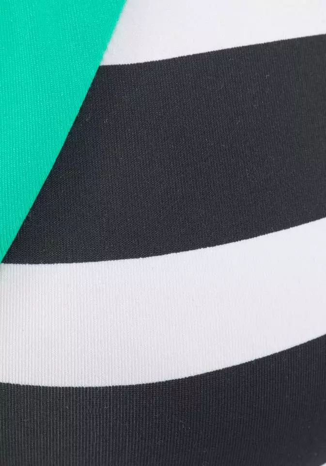 KangaROOS Triangel-Bikini-Top »Anita«, im sportlichen Look Marine-weiß, Schwarz-weiß 5 KangaROOS Triangel-Bikini-Top »Anita«, im sportlichen Look Marine-weiß, Schwarz-weiß – Bild 5