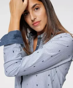 KangaROOS Hemdbluse mit kontrastfarbenen Details -KangaROOS Verkaufsladen 1d3fc527 57c8 50c9 95ee 56600f66b50f