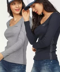 KangaROOS Langarmshirt (Packung, 2-tlg., 2er-Pack) im Doppelpack in toller Basic-Form Marine | grau-meliert, Blau-himbeere, Schwarz-weiß 27 KangaROOS Langarmshirt (Packung, 2-tlg., 2er-Pack) im Doppelpack in toller Basic-Form Marine | grau-meliert, Blau-himbeere, Schwarz-weiß -KangaROOS Verkaufsladen 26923491