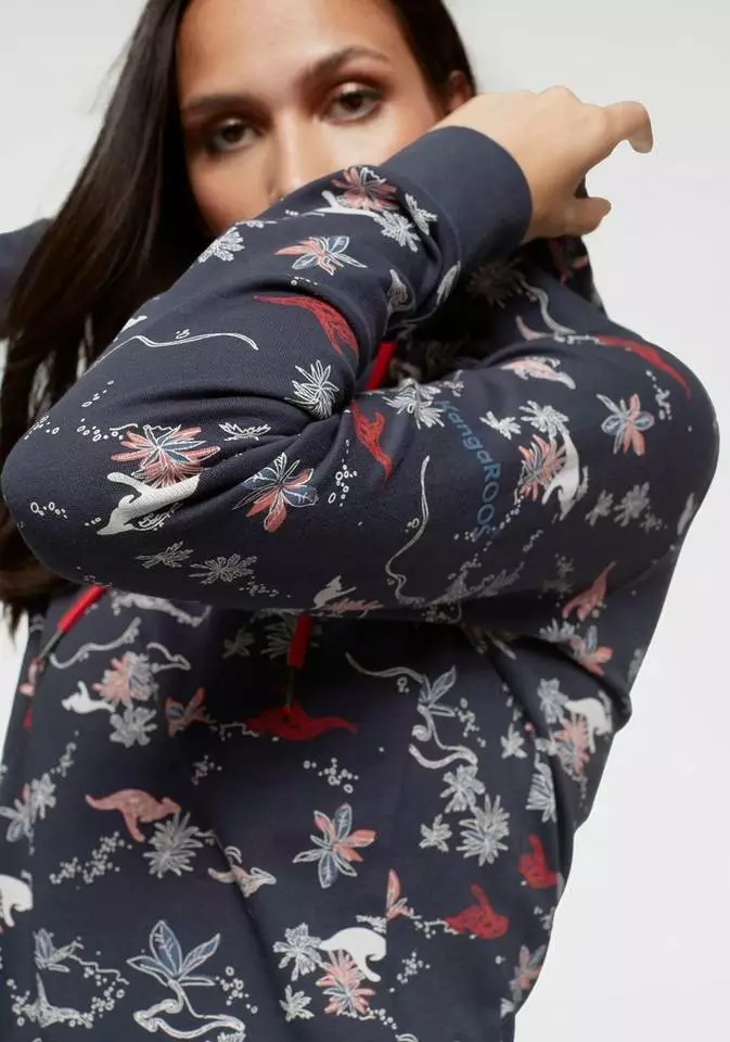 KangaROOS Kapuzensweatshirt im Allover-Print mit kontrastfarbenem Kapuzen-Futter 3 KangaROOS Kapuzensweatshirt im Allover-Print mit kontrastfarbenem Kapuzen-Futter – Bild 3