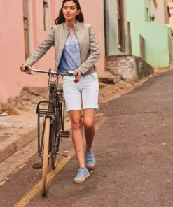 KangaROOS Hemdbluse mit Volants am Ärmel und Blumen-Stickerei vorne 17 KangaROOS Hemdbluse mit Volants am Ärmel und Blumen-Stickerei vorne -KangaROOS Verkaufsladen 37387591