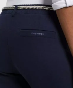 KangaROOS 7/8-Hose Jogginghose im konfektionierten Stil inklusive Gürtel - NEUE KOLLEKTION Weiß, Marine 10 KangaROOS 7/8-Hose Jogginghose im konfektionierten Stil inklusive Gürtel - NEUE KOLLEKTION Weiß, Marine -KangaROOS Verkaufsladen 3b053ed5 8b13 564f 99e1 7c3bfd97d362