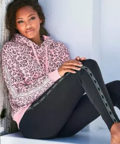 KangaROOS Kapuzensweatshirt mit Tape-Einsätzen 15 KangaROOS Kapuzensweatshirt mit Tape-Einsätzen -KangaROOS Verkaufsladen 3e3968b0 d9b4 536b b78b 606d5ad73e9b