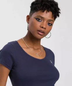 KangaROOS T-Shirt mit V-Neck und silberschimmernden Logodruck auf der Brust - NEUE KOLLEKTION Rosa, Weiß, Marine 10 KangaROOS T-Shirt mit V-Neck und silberschimmernden Logodruck auf der Brust - NEUE KOLLEKTION Rosa, Weiß, Marine -KangaROOS Verkaufsladen 50978150 ec65 50a2 a213 65acd807c19b