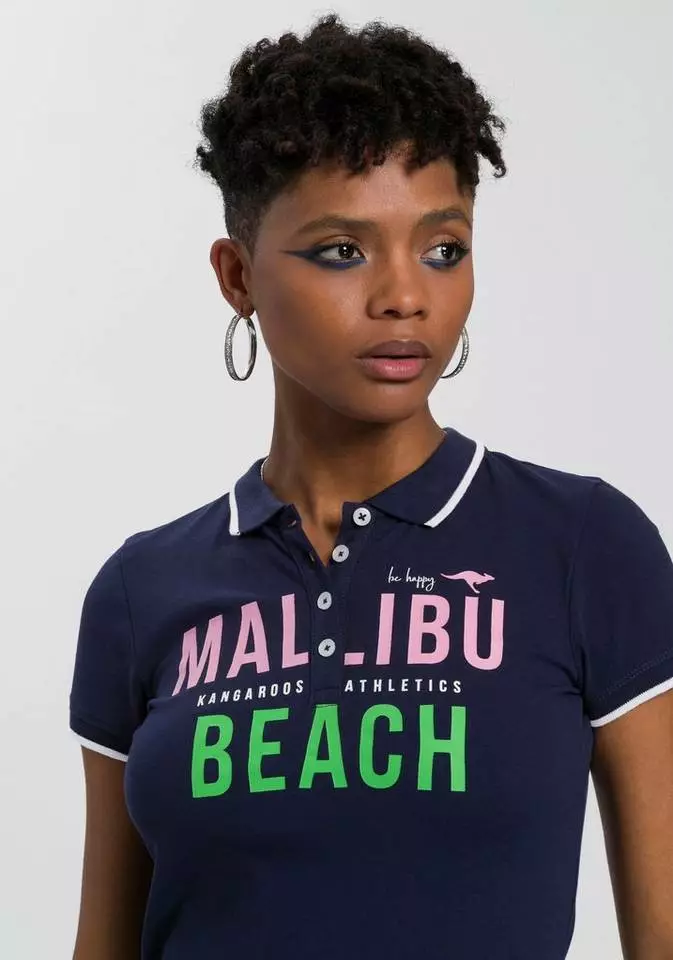 KangaROOS Poloshirt mit großem Malibu-Beach Logo-Druck - NEUE KOLLEKTION Marine, Weiß 3 KangaROOS Poloshirt mit großem Malibu-Beach Logo-Druck - NEUE KOLLEKTION Marine, Weiß – Bild 3