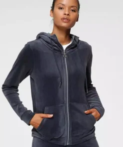 KangaROOS Kapuzensweatjacke aus weichem Nicky-Samt mit collem Nieten-Logo - NEUE KOLLEKTION Schwarz, Marine -KangaROOS Verkaufsladen 62052299 486b 50b6 91b6 beb48e1c5479
