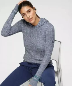 KangaROOS Kapuzenpullover im feinen Zopf-Strick-Design Rosa-wei&szlig;-meliert, Grau-wollwei&szlig;-melange, Dunkelbeige-wollwei&szlig;-melange, Blau-wei&szlig;-meliert -KangaROOS Verkaufsladen 68fddc28 e0d4 5f80 a3e8 e4bff6702cfa