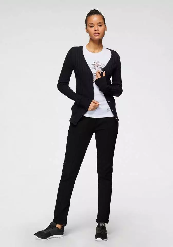 KangaROOS Strickjacke in breit geripptem Feinstrick unf Markennamen auf dem Arm - NEUE KOLLEKTION Marine, Schwarz, Rosa 6 KangaROOS Strickjacke in breit geripptem Feinstrick unf Markennamen auf dem Arm - NEUE KOLLEKTION Marine, Schwarz, Rosa – Bild 6