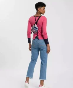 KangaROOS Langarmshirt mit Knopfleiste auf dem Rücken - NEUE KOLLEKTION -KangaROOS Verkaufsladen 8eca6ff3 3cb4 5c84 8c9f 6e2f31f247d9