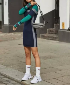 KangaROOS Bauchtasche, mit modischem Logo Schriftzug am Gurt Schwarz, Dunkelblau, Grau, Pink 13 KangaROOS Bauchtasche, mit modischem Logo Schriftzug am Gurt Schwarz, Dunkelblau, Grau, Pink -KangaROOS Verkaufsladen bea08e7c 1bf9 5ee8 803c f18df2bab2b2