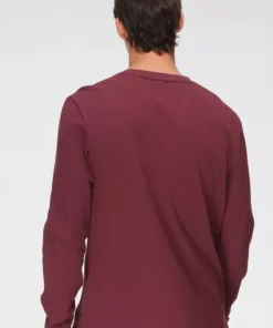 KangaROOS Langarmshirt mit Logobrustbadge Bordeaux, Marine -KangaROOS Verkaufsladen d6f5b3d5 9735 5539 a9f1 ff15342864c4