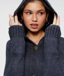 KangaROOS Kapuzenstrickjacke mit aufgesetzten Taschen und breiten Rippbündchen Marine-meliert, Rosa-meliert, Schwarz, Beige-meliert -KangaROOS Verkaufsladen ed30c131 5f6a 5e87 bf31 82321f00fbf1